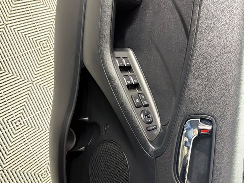 Used 2015 Kia Forte EX FWD image 11