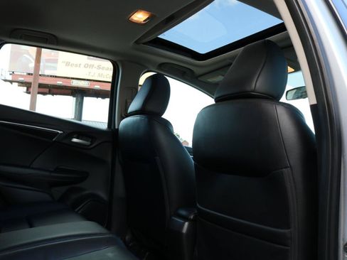 Used 2015 Honda Fit EX image 39