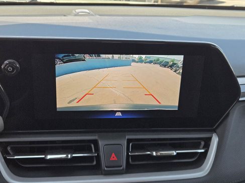 Used 2025 Chevrolet TrailBlazer LS w/ LS Convenience Package FWD image 8