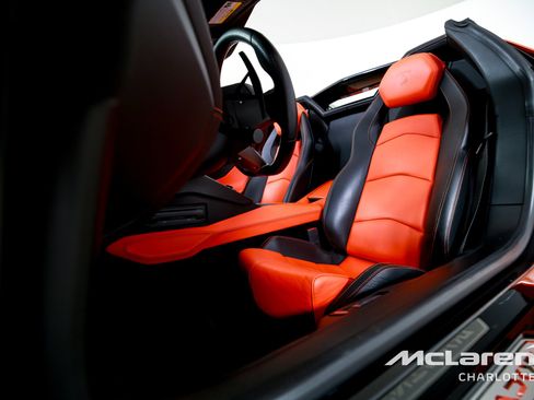 Used 2014 Lamborghini Aventador LP 700-4 AWD/4WD image 13
