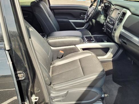 Used 2019 Nissan Titan PRO-4X w/ Pro-4x Utility Package image 22