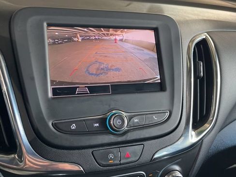 Used 2023 Chevrolet Equinox LT AWD/4WD image 14