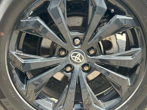 Certified 2025 Toyota RAV4 SE AWD/4WD image 32