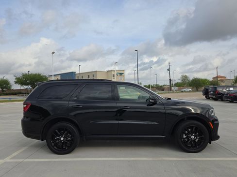 Used 2025 Dodge Durango GT AWD/4WD image 2