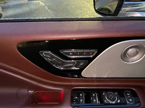 Used 2020 Lincoln Aviator Black Label w/ Dynamic Handling Package image 12