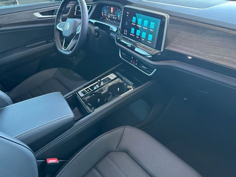 New 2026 Volkswagen Atlas SEL AWD/4WD image 17