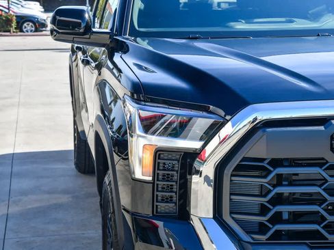 New 2026 Toyota Tundra SR5 AWD/4WD image 4