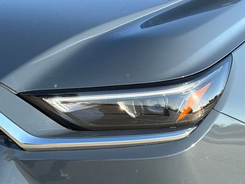 Used 2025 Toyota Grand Highlander FWD image 4