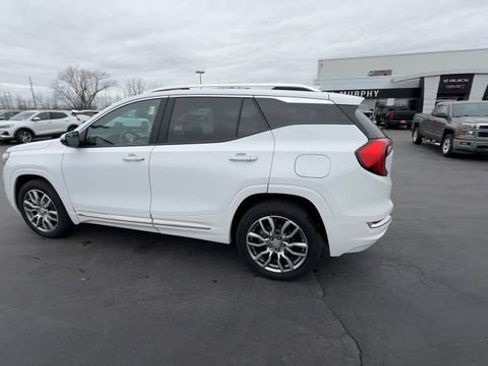 Used 2022 GMC Terrain Denali image 6