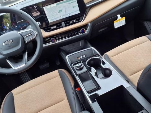 New 2026 Chevrolet Equinox ACTIV FWD image 10