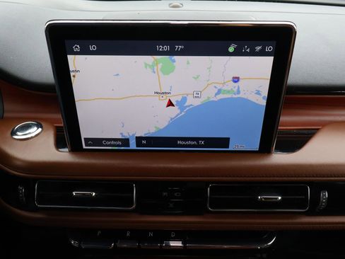 Used 2022 Lincoln Aviator Reserve w/ Elements Package Plus image 31