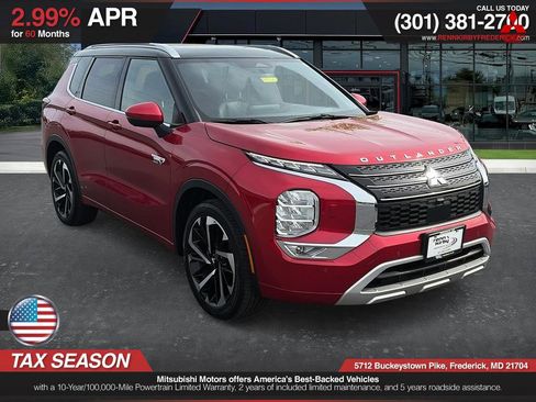 Used 2023 Mitsubishi Outlander SEL image 1