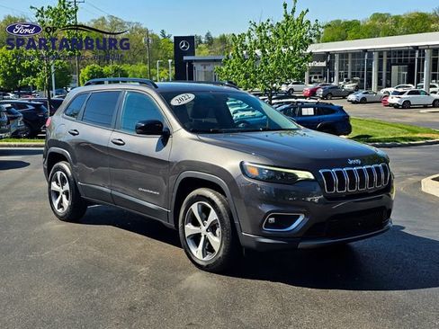 Used 2022 Jeep Cherokee Limited AWD/4WD image 1
