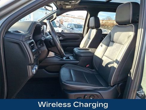 Used 2023 GMC Yukon XL SLT image 19