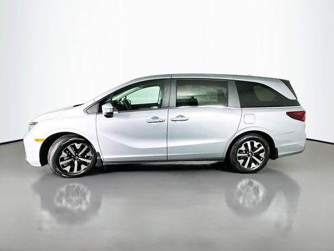 New 2026 Honda Odyssey EX-L image 4