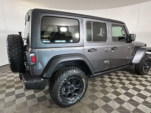 Used 2023 Jeep Wrangler Unlimited w/ Convenience Group AWD/4WD image 3