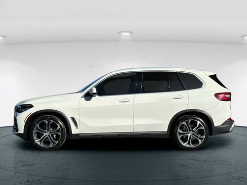 Used 2023 BMW X5 xDrive40i w/ Parking Assistance Package image 4