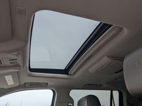 Used 2018 GMC Yukon XL Denali w/ Denali Ultimate Package image 14