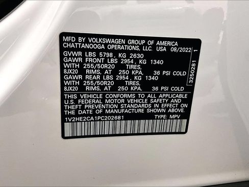 Used 2023 Volkswagen Atlas Cross Sport SE AWD/4WD image 19