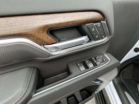 New 2026 Chevrolet Silverado 2500 High Country w/ High Country Premium Package AWD/4WD image 19