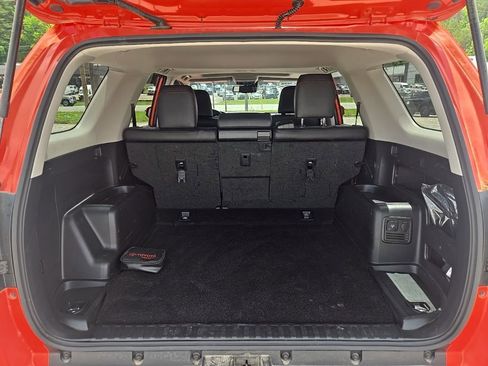 Used 2024 Toyota 4Runner TRD Off-Road Premium w/ Moonroof Package AWD/4WD image 25