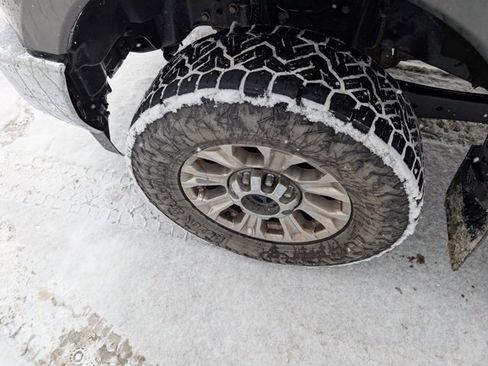 Used 2019 Ford F250 Lariat w/ Lariat Ultimate Package image 8