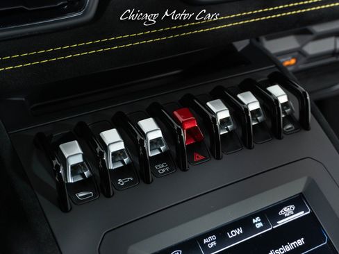Used 2024 Lamborghini Huracan STO RWD image 47