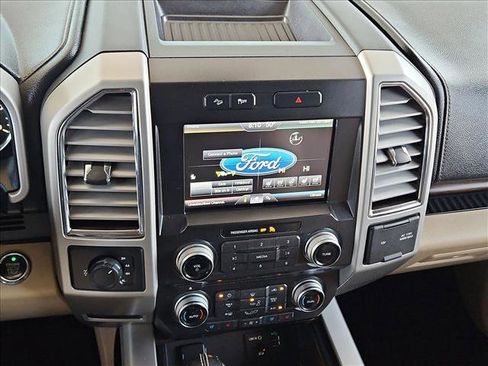 Used 2015 Ford F150 Lariat w/ Equipment Group 502A Luxury AWD/4WD image 19
