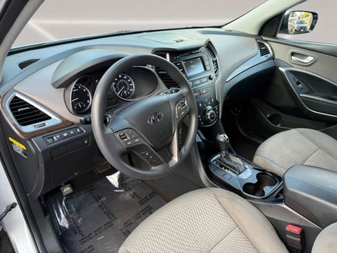 Used 2017 Hyundai Santa Fe Sport image 12