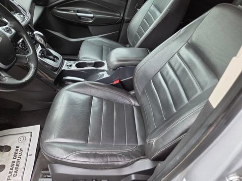 Used 2014 Ford Escape Titanium FWD image 18