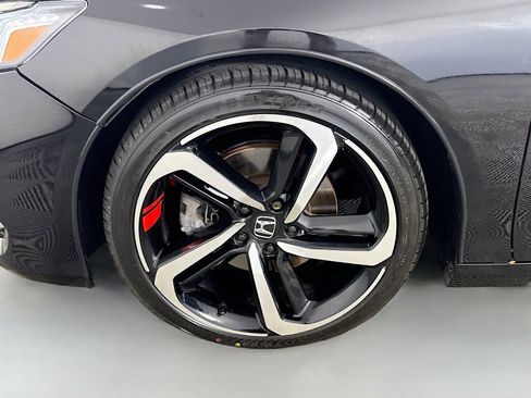 Used 2019 Honda Accord Sport image 38