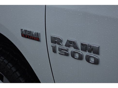 Used 2015 RAM 1500 Classic SLT image 26