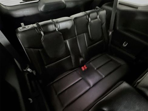 Used 2024 Ford Explorer Limited image 28