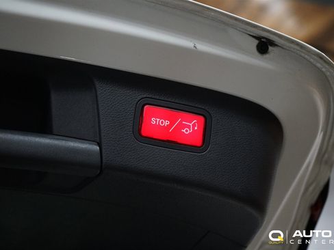 Used 2015 Mercedes-Benz GLA 250 4MATIC image 32