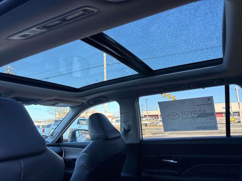 New 2026 Toyota Grand Highlander Limited image 7