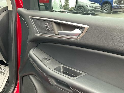 Used 2023 Ford Edge SEL w/ Convenience Package image 54