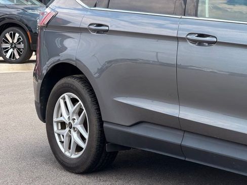 Used 2024 Ford Edge SEL AWD/4WD image 5