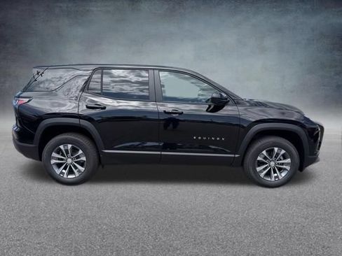 New 2026 Chevrolet Equinox LT w/ Convenience Package II AWD/4WD image 5