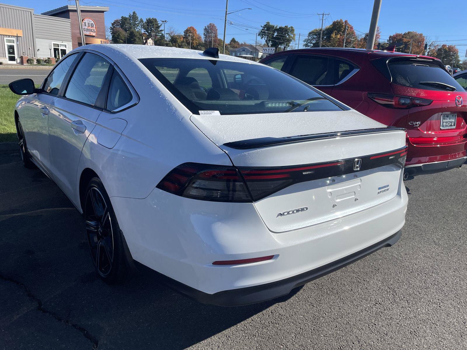 Used 2025 Honda Accord Sport image 3