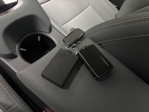 Used 2021 Polestar Polestar 2 AWD/4WD image 33