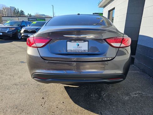 Used 2015 Chrysler 200 LX image 6