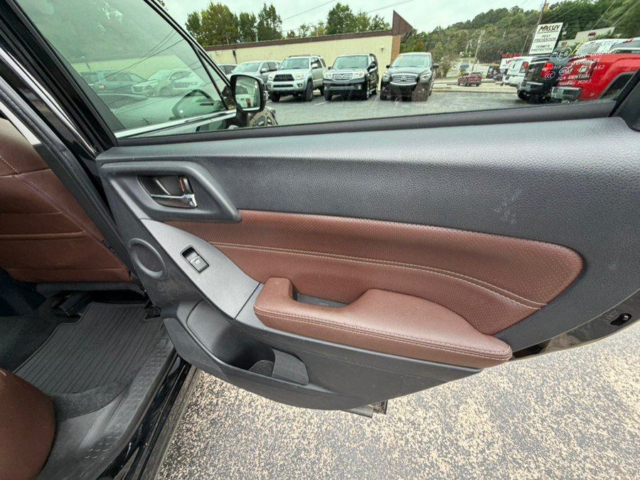 Used 2018 Subaru Forester 2.5i Touring w/ Popular Package #2 AWD/4WD image 21