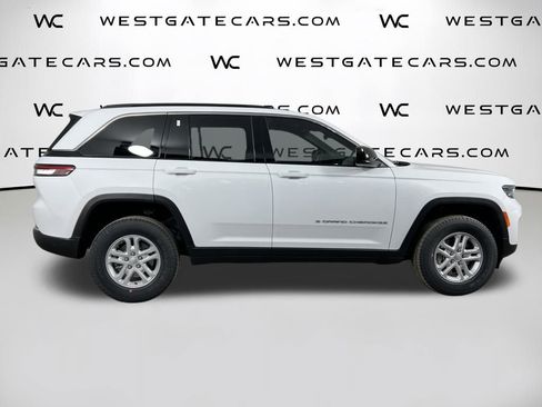 New 2025 Jeep Grand Cherokee Laredo image 45