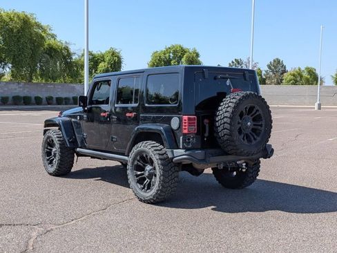 Used 2016 Jeep Wrangler Unlimited Sahara image 7