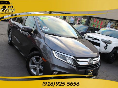 Used 2019 Honda Odyssey EX image 1