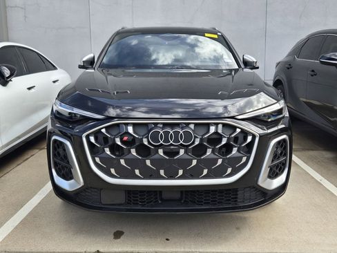 Used 2025 Audi SQ5 Premium Plus image 4