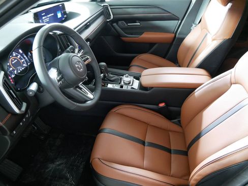 New 2026 MAZDA CX-50 Meridian Edition w/ Weather Package AWD/4WD image 4