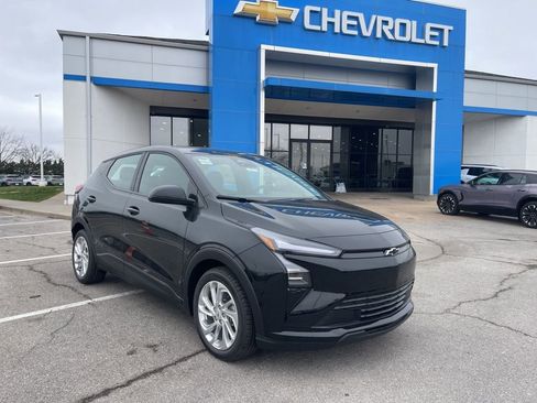 New 2027 Chevrolet Bolt LT w/ Comfort Package FWD image 1