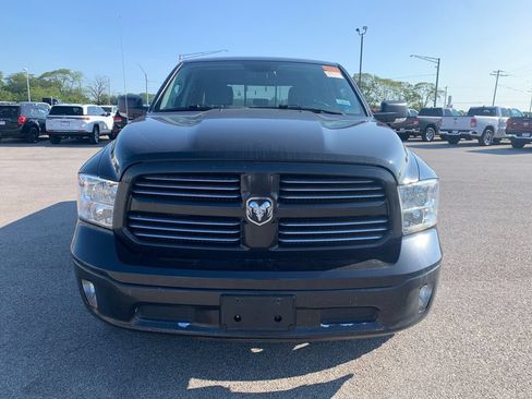 Used 2019 RAM 1500 Classic SLT w/ SLT Plus D←cor Group AWD/4WD image 15