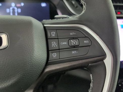 New 2025 Jeep Grand Cherokee L Limited AWD/4WD image 16